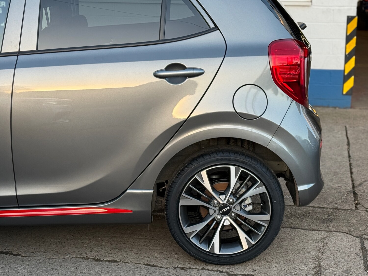 Used Kia Picanto 2023 for sale - 76650295: Photo 26