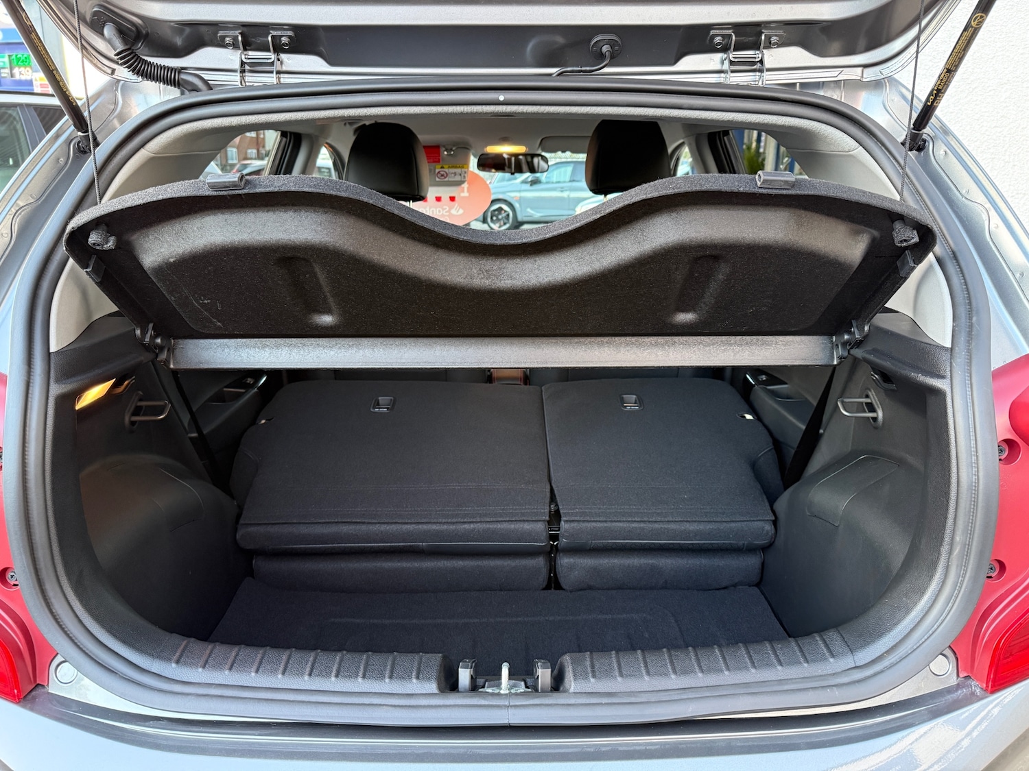 Used Kia Picanto 2023 for sale - 76650295: Photo 43