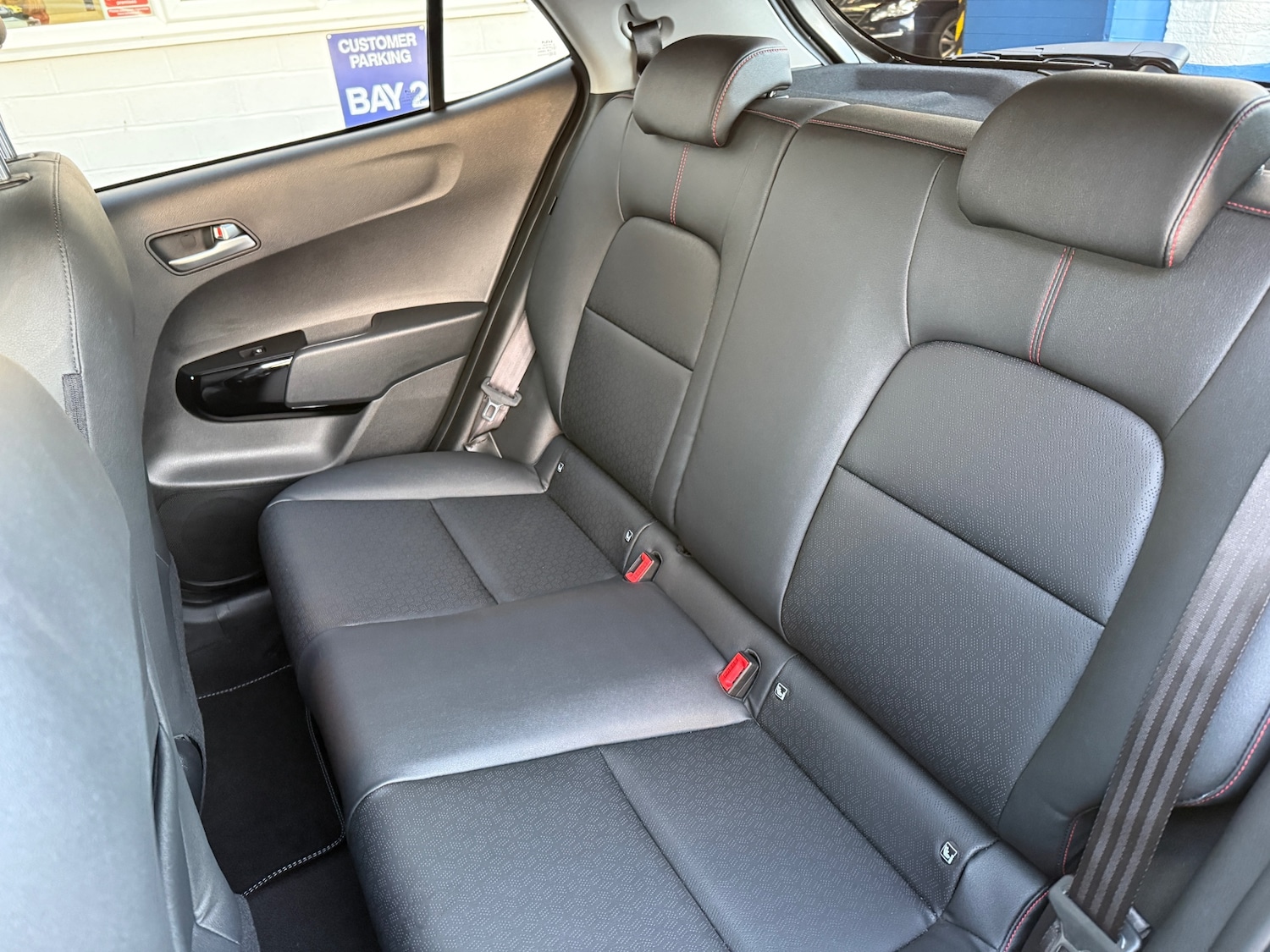 Used Kia Picanto 2023 for sale - 76650295: Photo 47