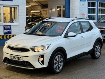 2025 (75) - 1.0T GDi 98 2 5dr, UNDER 1900 MILES, SEPTEMBER 2032 KIA WARRANTY,