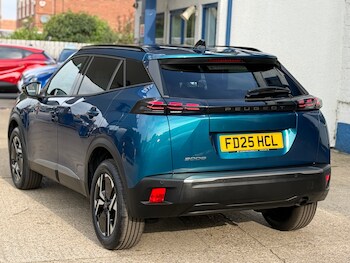 Used Peugeot 2008 2025 for sale - 76076641: Photo 4