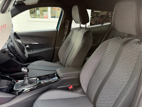Used Peugeot 2008 2025 for sale - 76076641: Photo 54