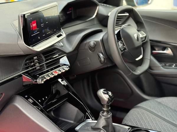 Used Peugeot 2008 2025 for sale - 76076641: Photo 58