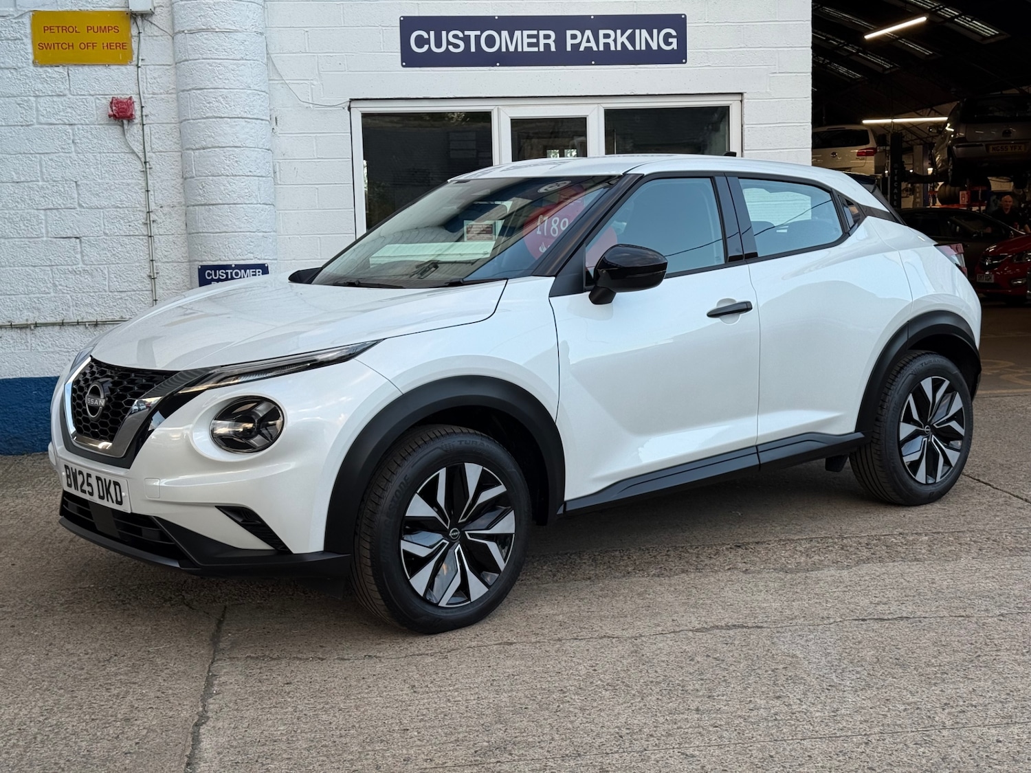 Used Nissan Juke 2025 for sale - 76076548: Photo 1