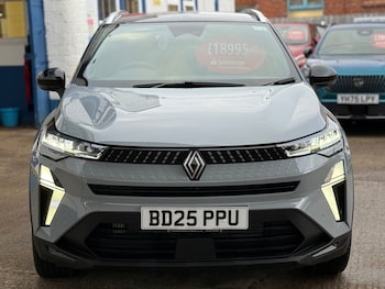 Used Renault Captur 2025 for sale - 76580593: Photo