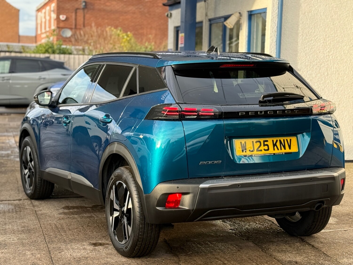 Used Peugeot 2008 2025 for sale - 76391178: Photo 4