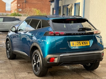 Used Peugeot 2008 2025 for sale - 76391178: Photo