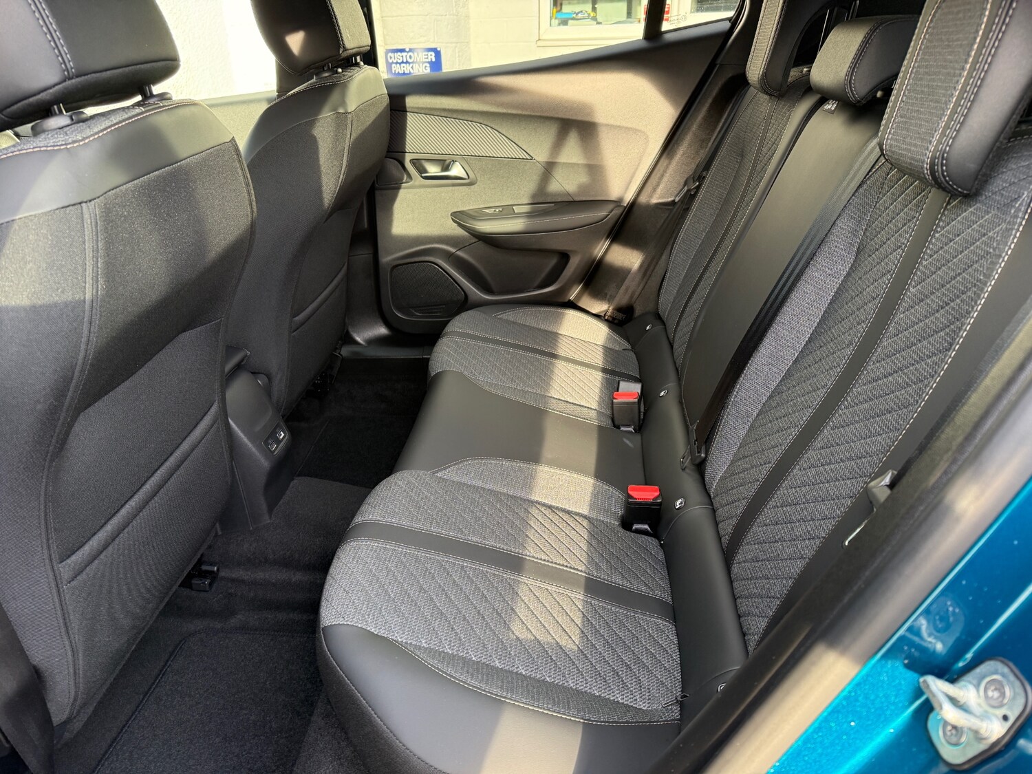 Used Peugeot 2008 2025 for sale - 76391178: Photo 7