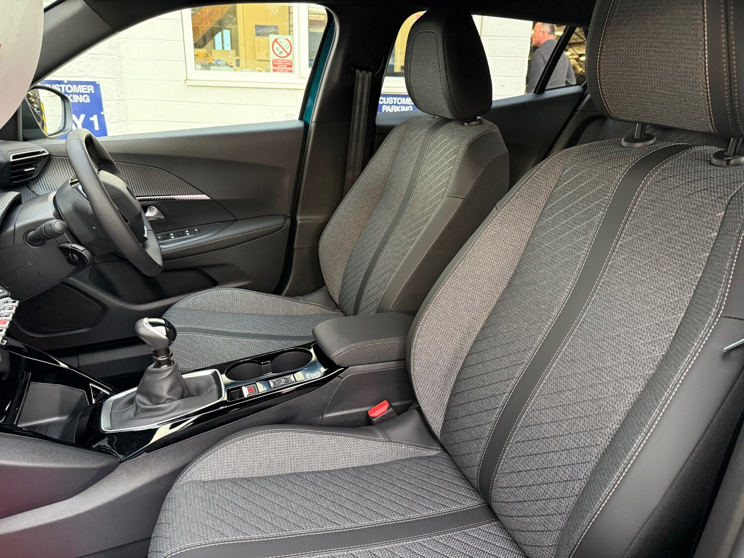 Used Peugeot 2008 2025 for sale - 76391222: Photo 54