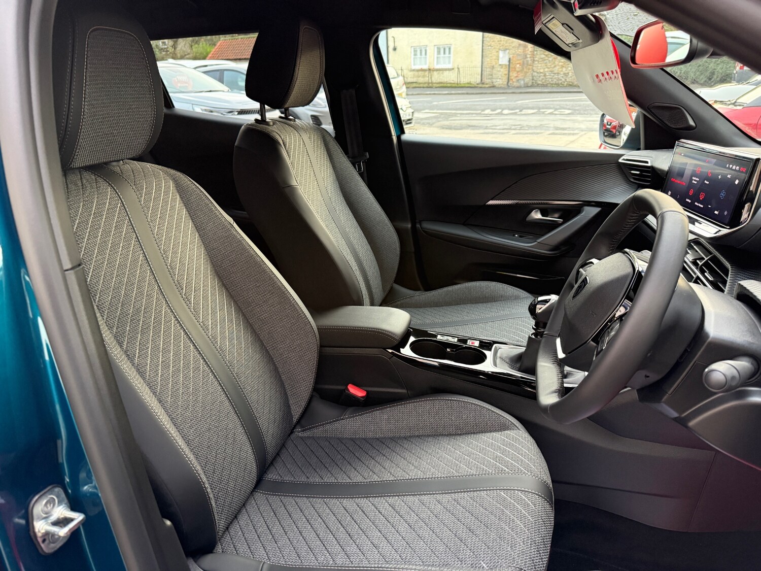 Used Peugeot 2008 2025 for sale - 76391222: Photo 61