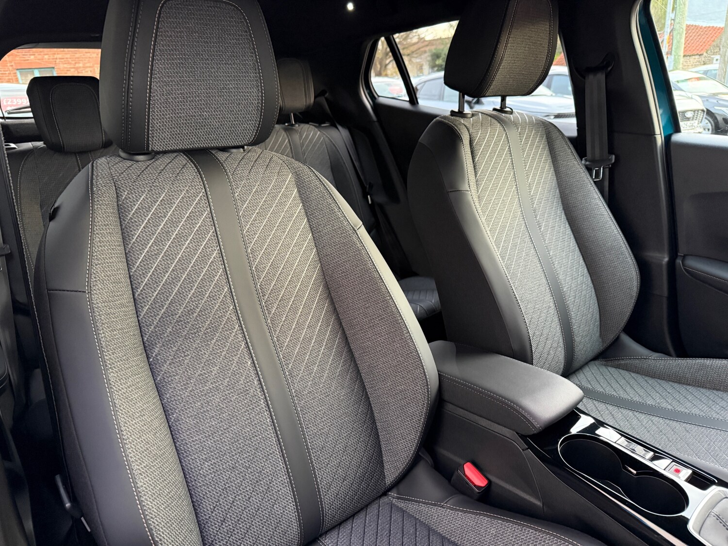 Used Peugeot 2008 2025 for sale - 76391222: Photo 62