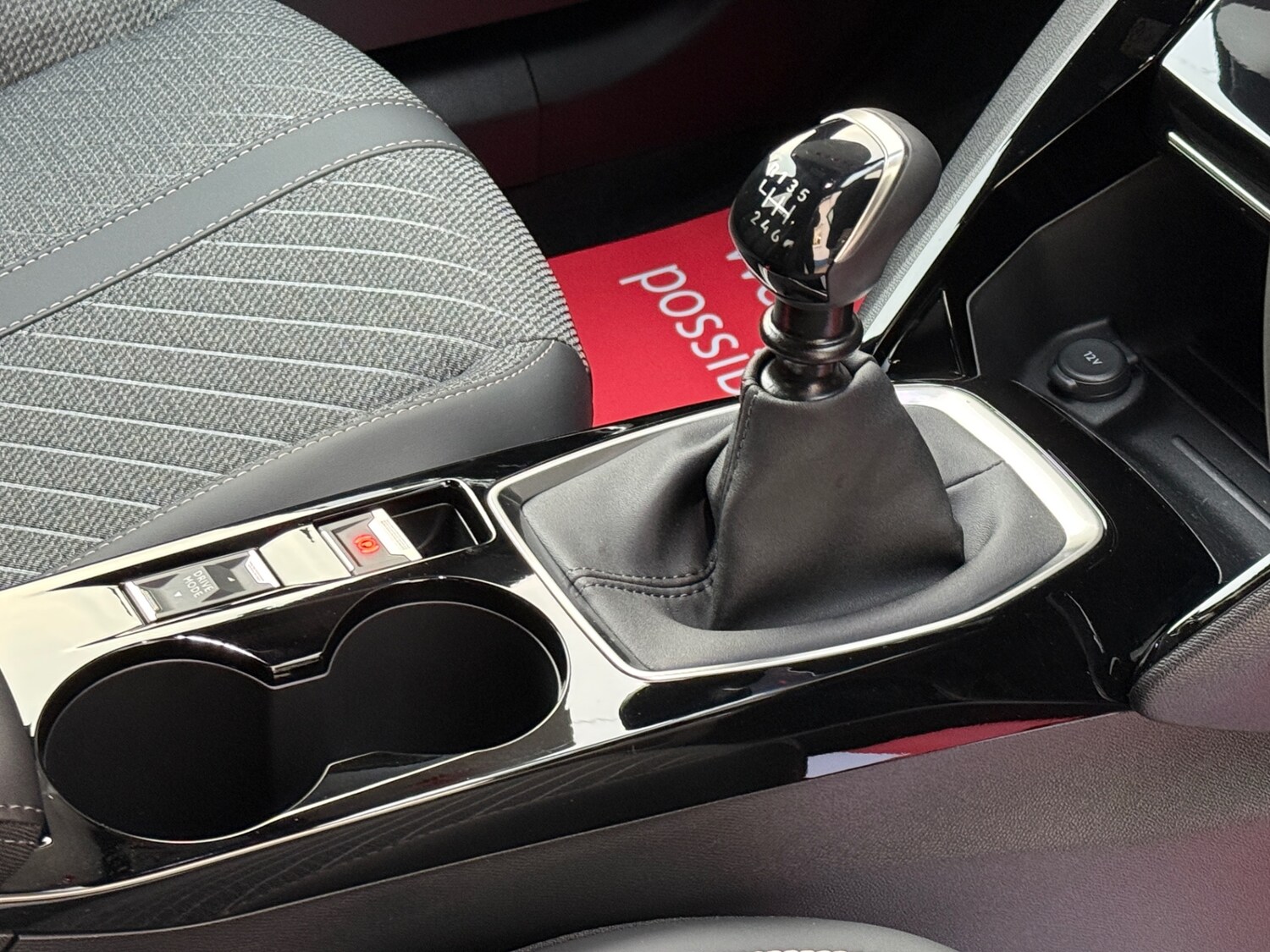 Used Peugeot 2008 2025 for sale - 76391222: Photo 64