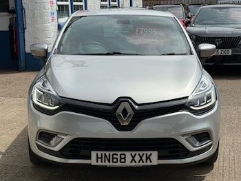 Used Renault Clio 2018 for sale - 78839360: Photo