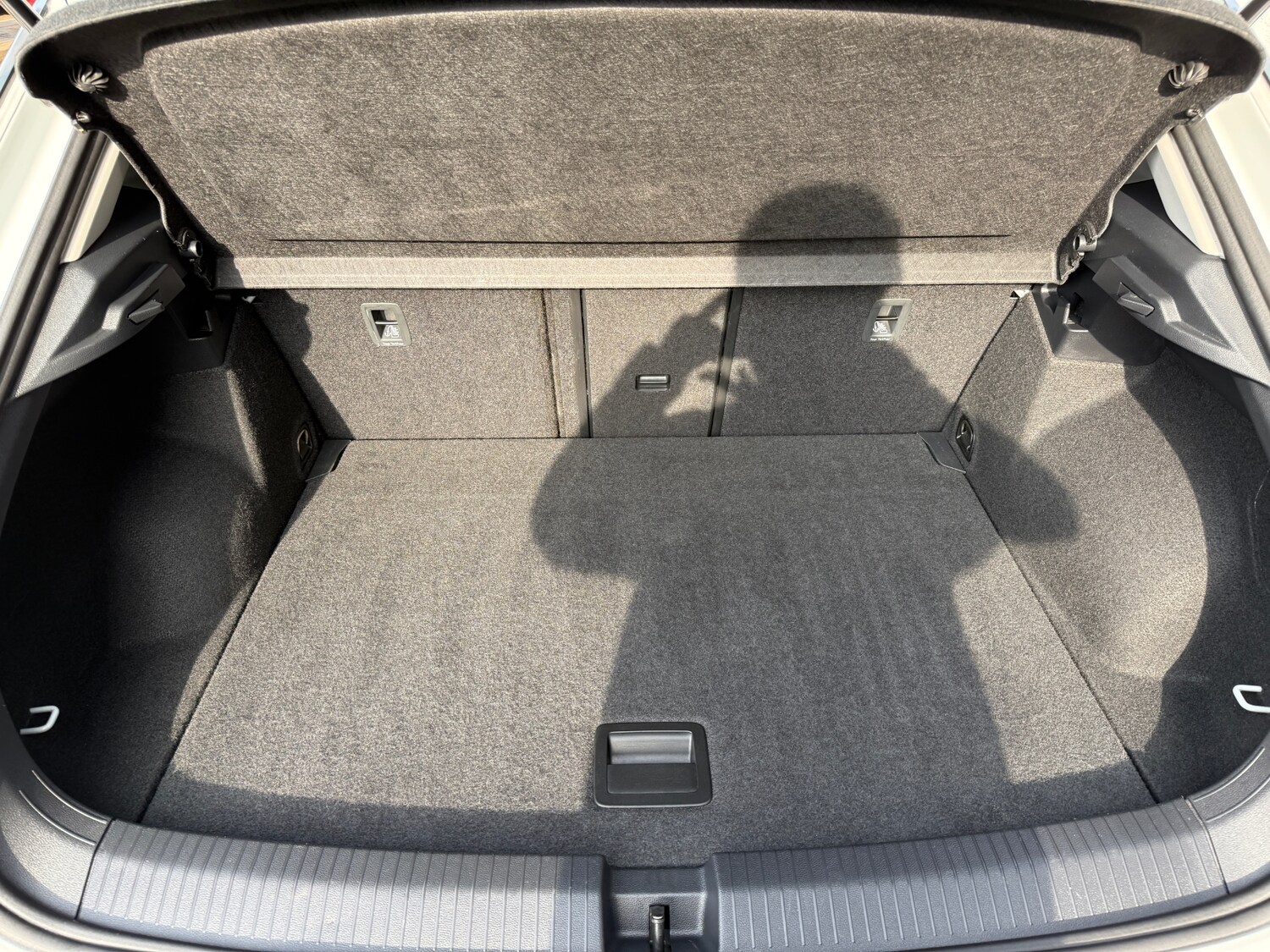 Used Volkswagen T-Roc 2022 for sale - 75726455: Photo 38