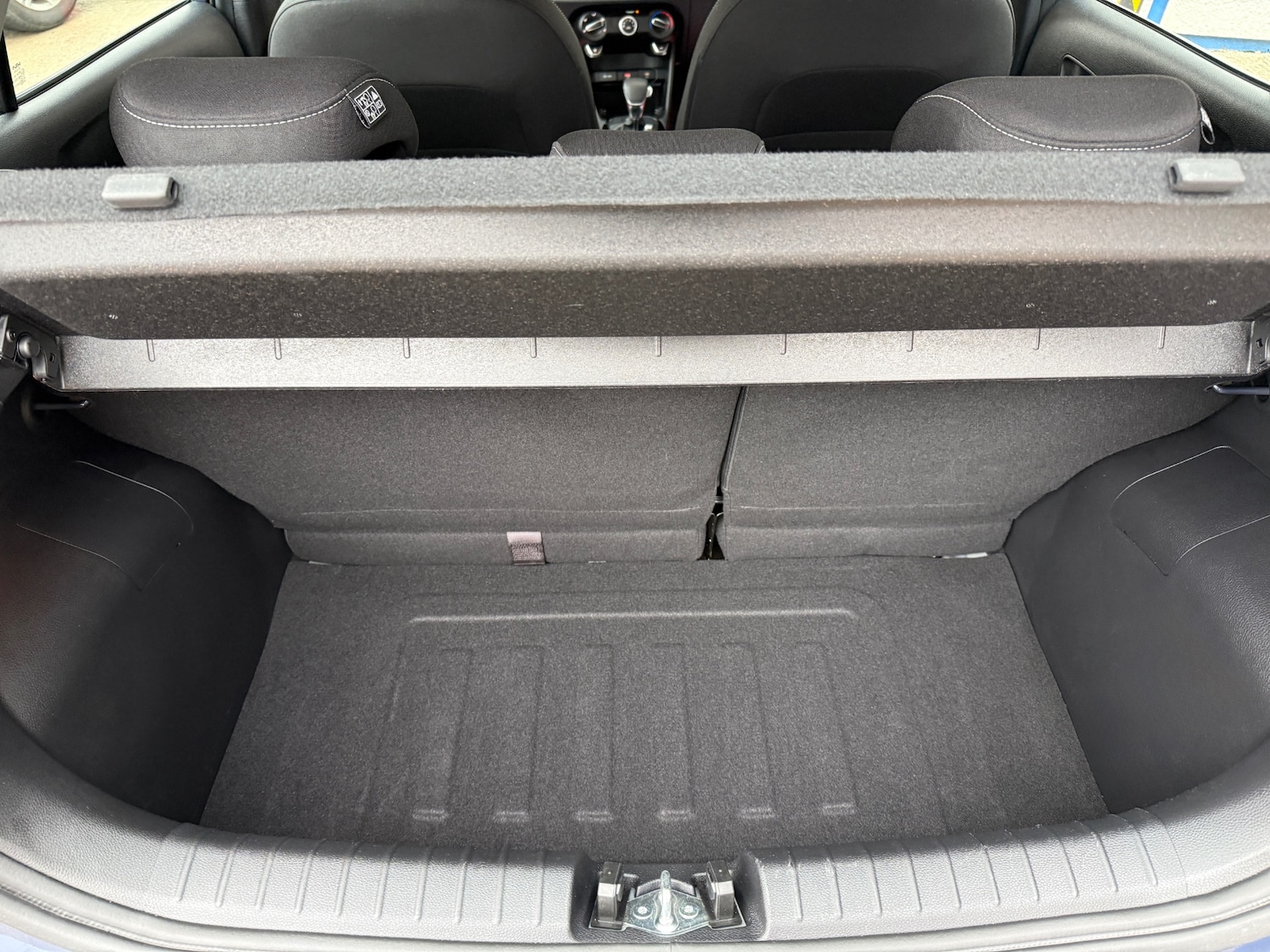 Used Kia Picanto 2024 for sale - 76309864: Photo 38