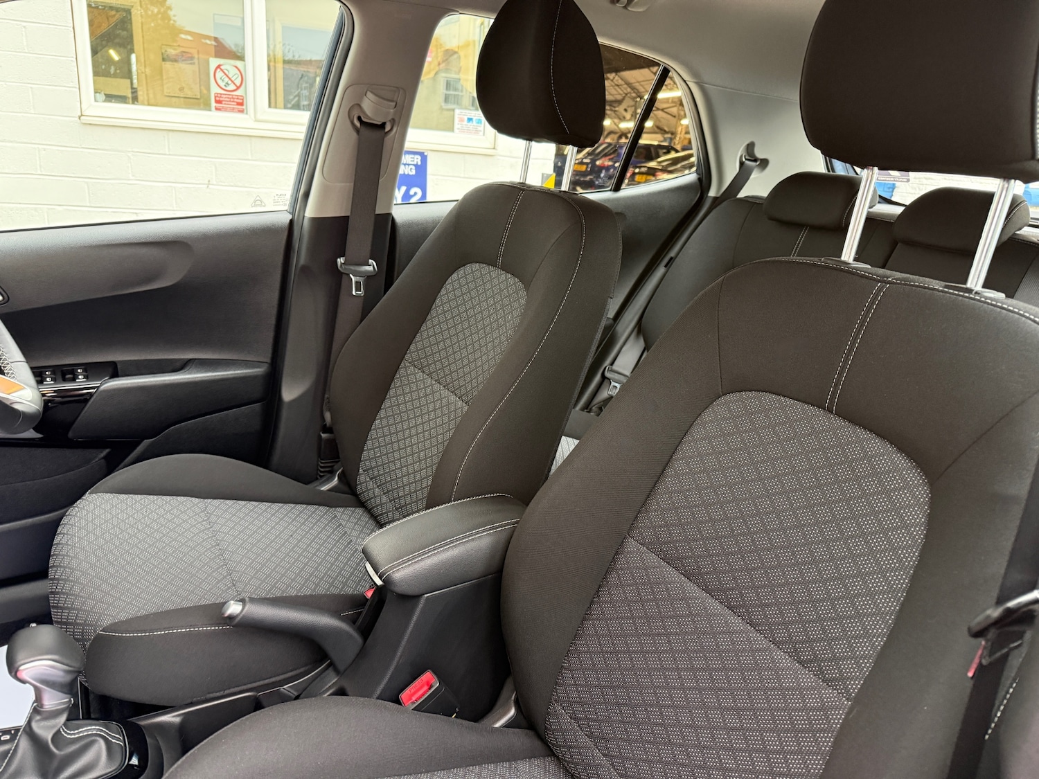 Used Kia Picanto 2024 for sale - 76309864: Photo 52