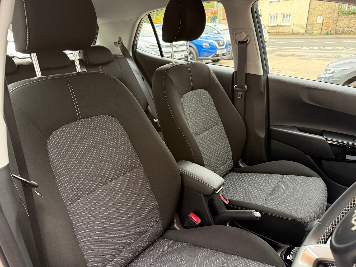 Used Kia Picanto 2024 for sale - 76309864: Photo 60