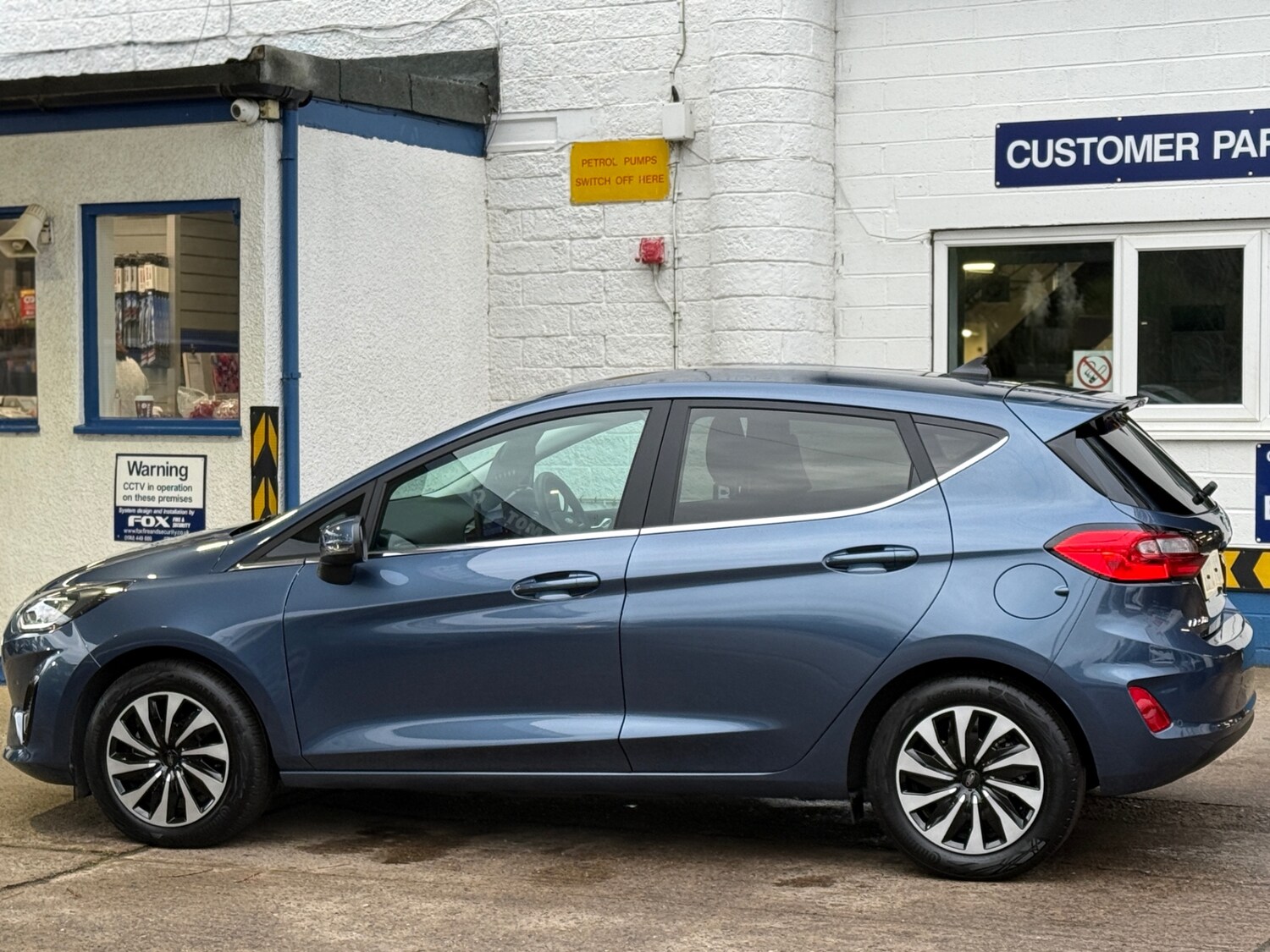 Used Ford Fiesta 2022 for sale - 76650343: Photo 3