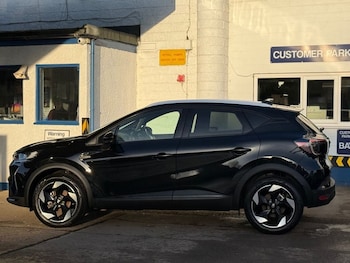 Used Renault Captur 2024 for sale - 77179527: Photo