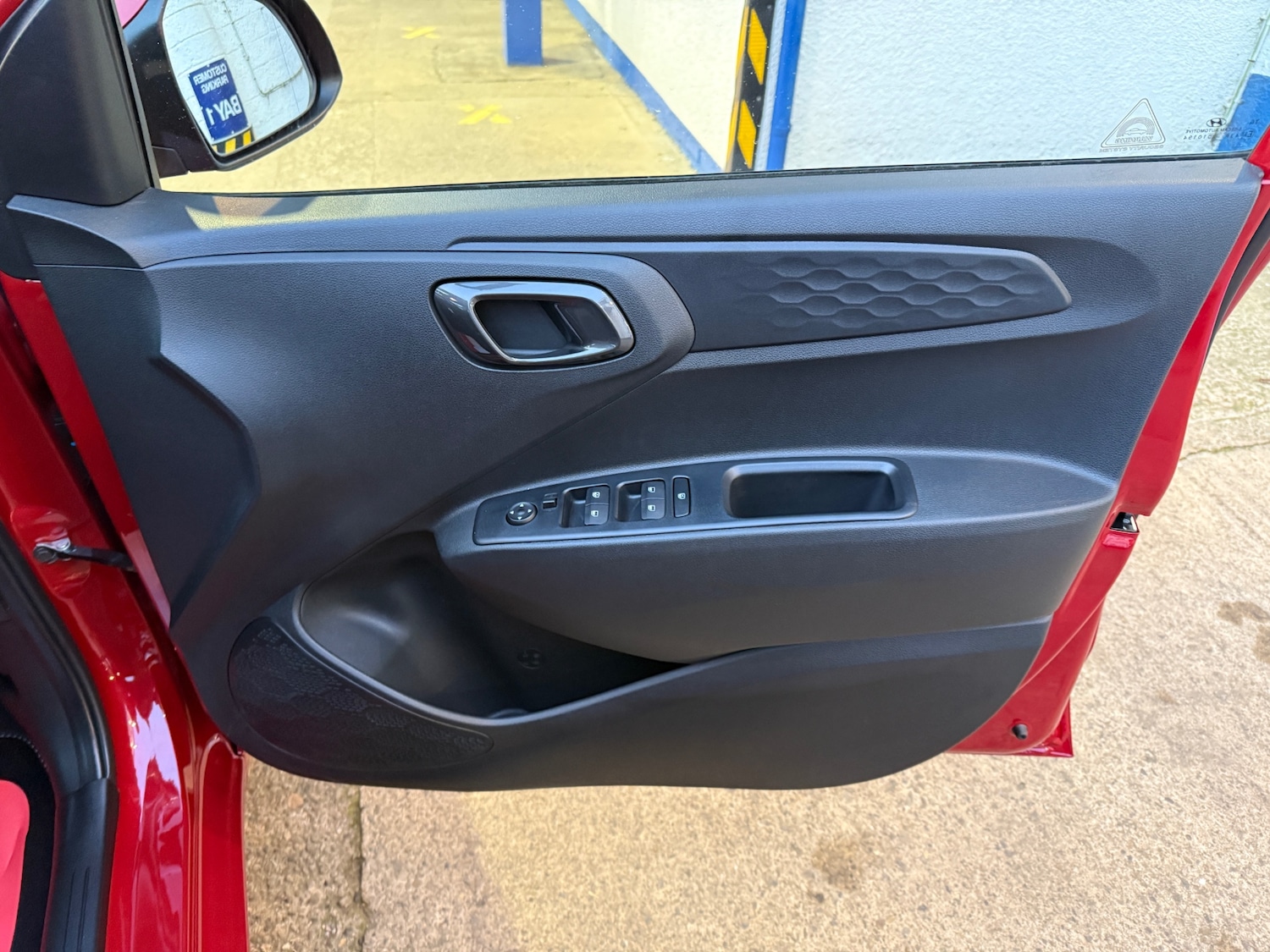 Used Hyundai i10 2025 for sale - 76650272: Photo 59