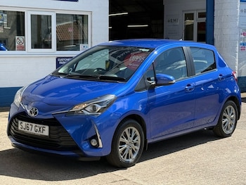 Used Toyota Yaris 2017 for sale - 78964222: Photo