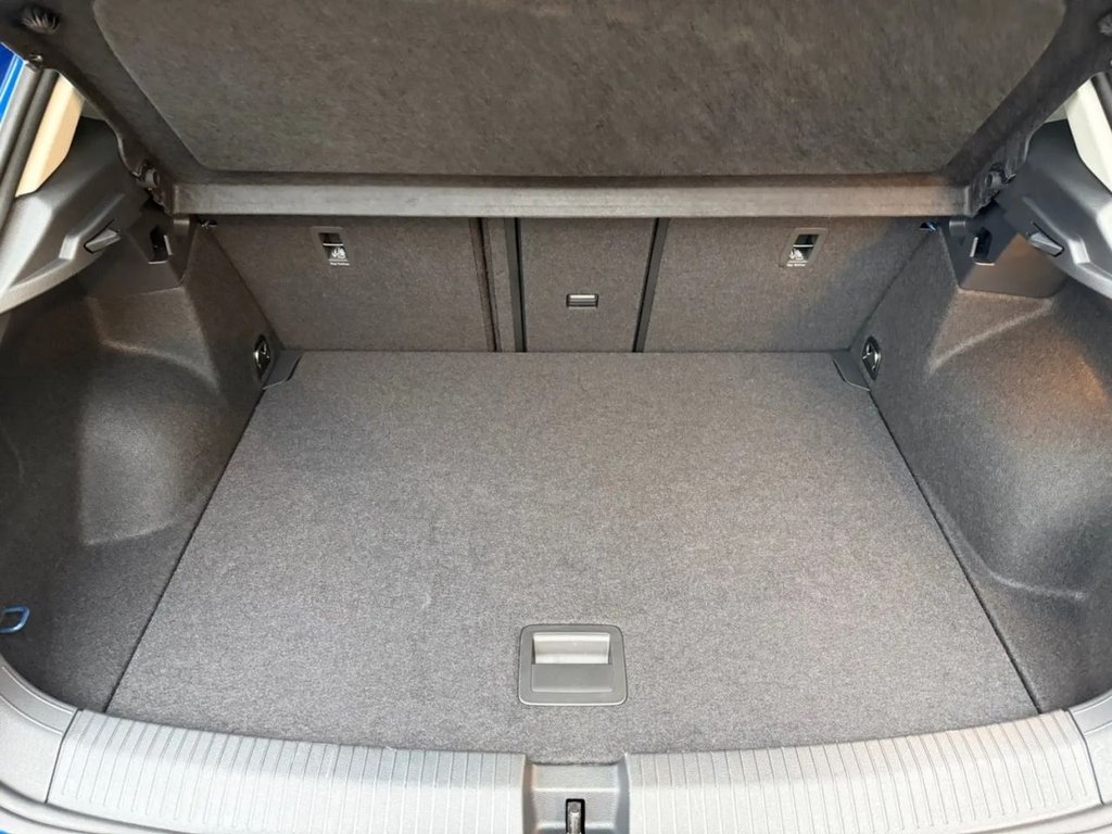 Used Volkswagen T-Roc 2025 for sale - 77179508: Photo 2