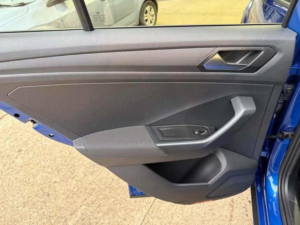 Used Volkswagen T-Roc 2025 for sale - 77179508: Photo 35