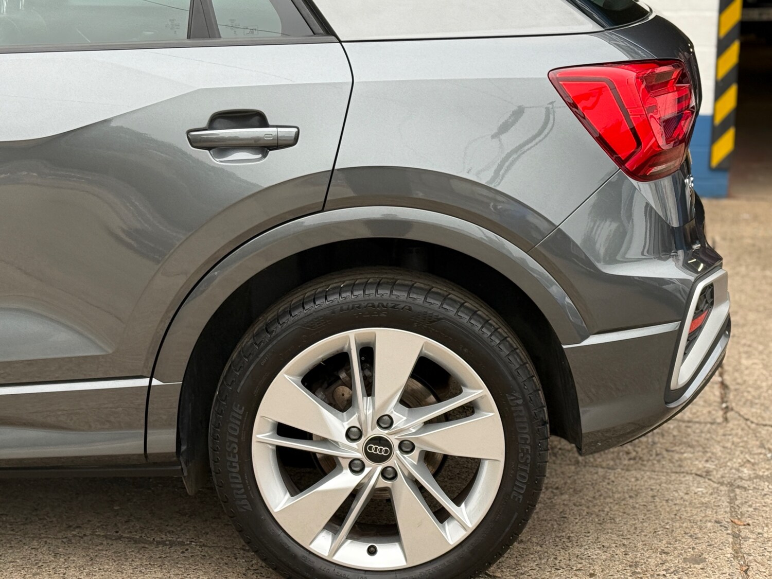 Used Audi Q2 2023 for sale - 76302518: Photo 25