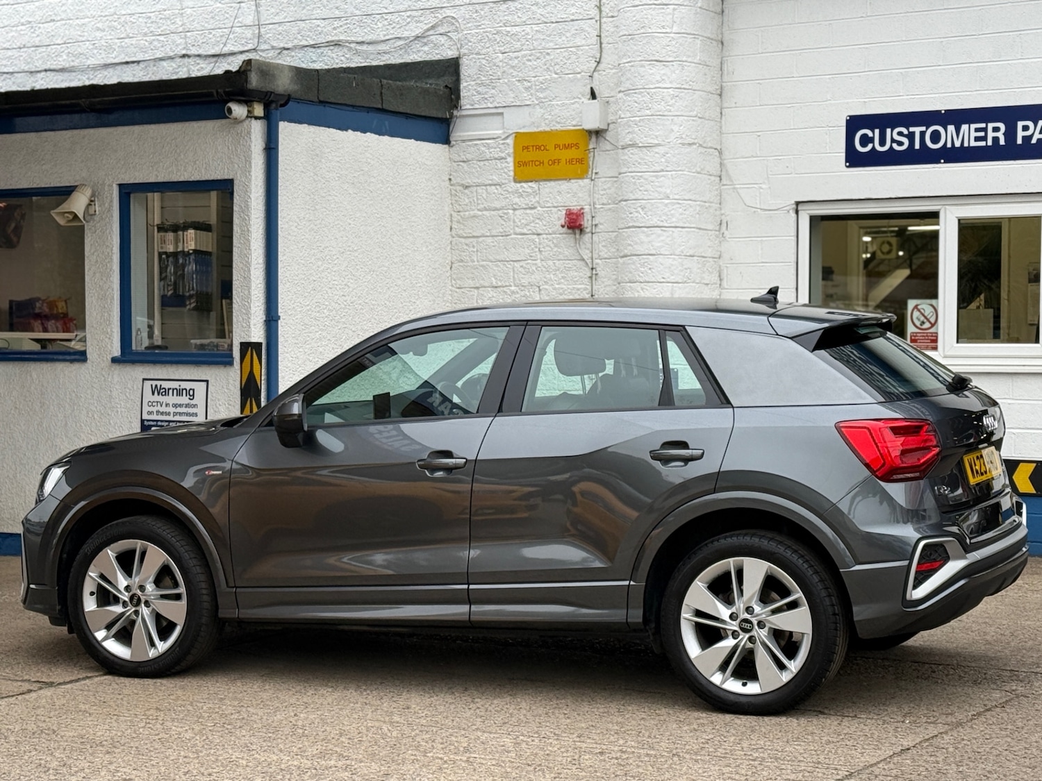 Used Audi Q2 2023 for sale - 76302518: Photo 3