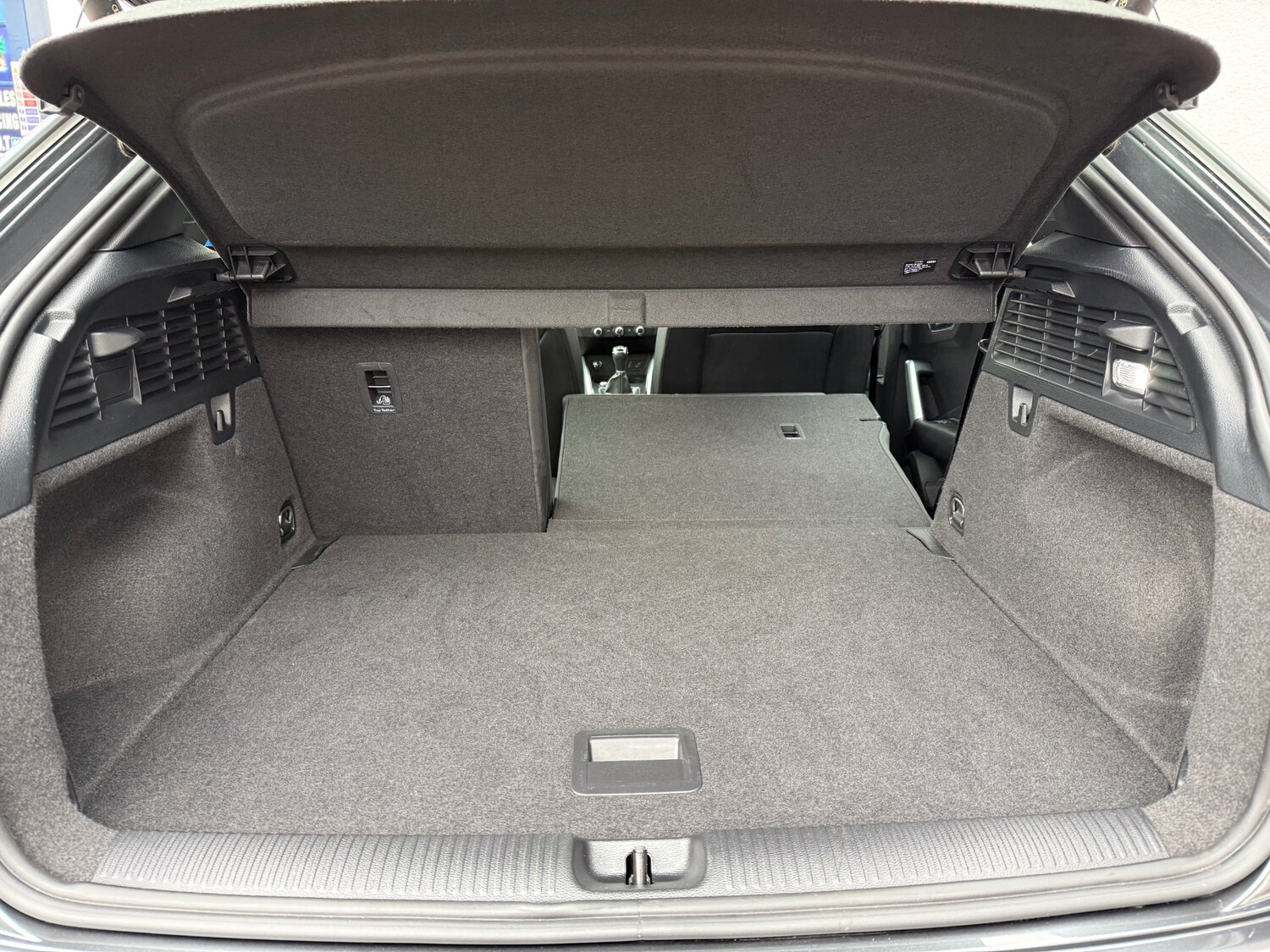 Used Audi Q2 2023 for sale - 76302518: Photo 41