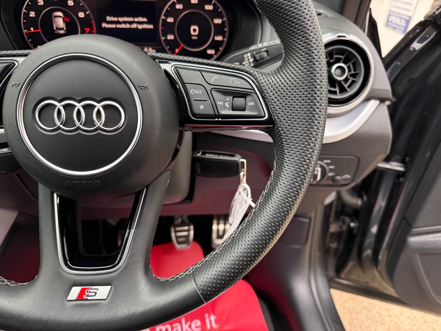 Used Audi Q2 2023 for sale - 76302518: Photo 65