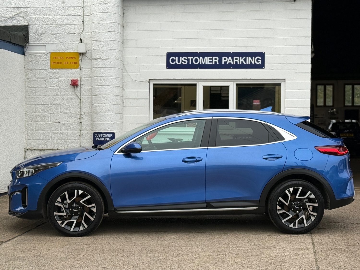 Used Kia XCeed 2024 for sale - 76079708: Photo 3