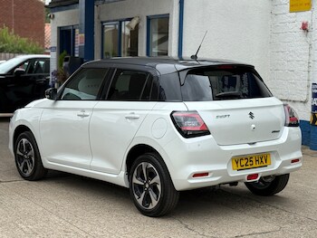 Used Suzuki Swift 2025 for sale - 74625666: Photo