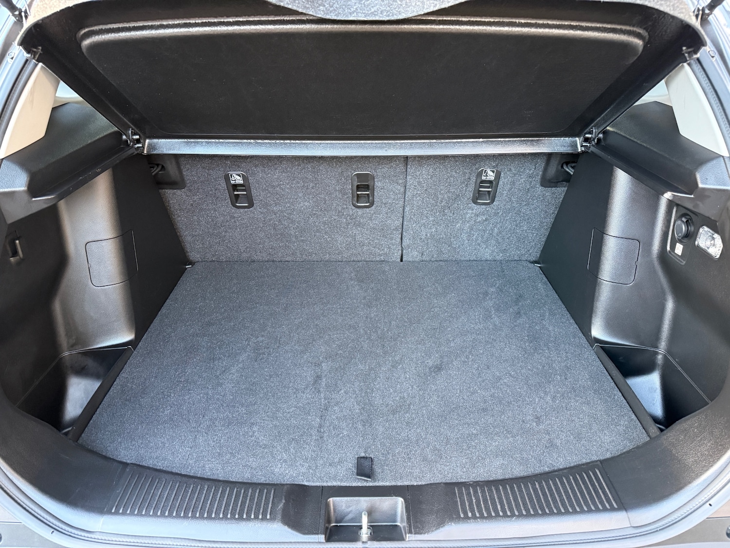 Used Suzuki SX4 S-Cross 2024 for sale - 76530867: Photo 6