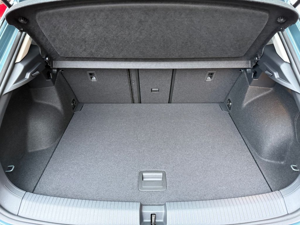 Used Volkswagen T-Roc 2025 for sale - 77477491: Photo 6