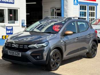 2025 (25) - 1.0 TCe 110 Extreme 5dr, UNDER 15 MILES, MARCH 2028 DACIA WARRANTY,