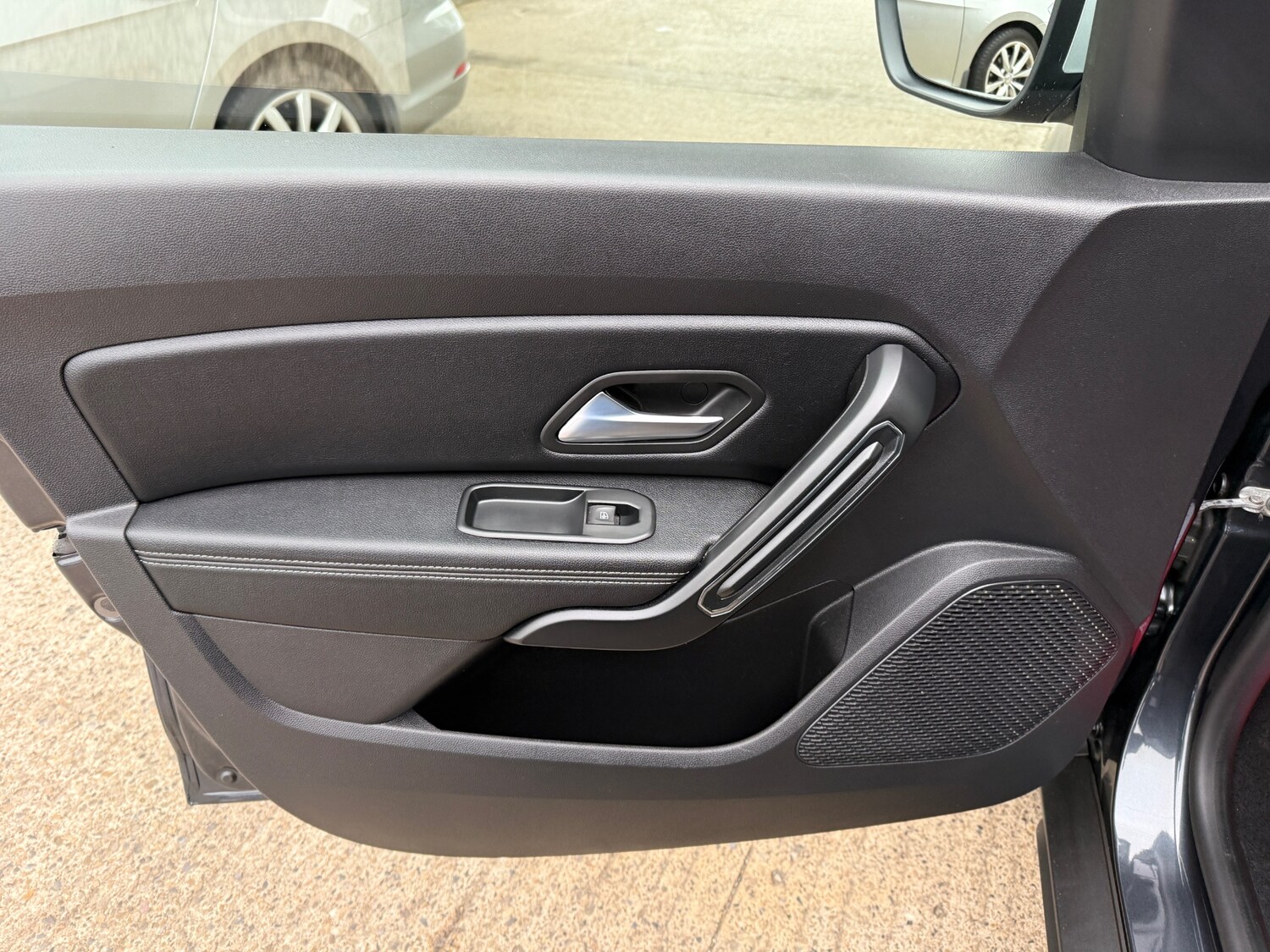 Used Dacia Duster 2022 for sale - 76331146: Photo 51