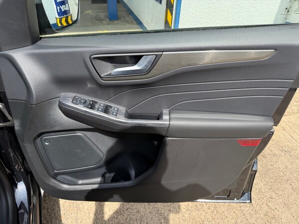 Used Ford Kuga 2025 for sale - 74941102: Photo 59
