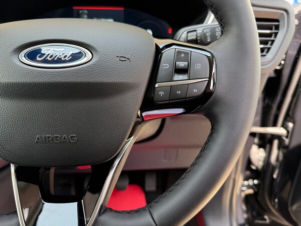 Used Ford Kuga 2025 for sale - 74941102: Photo 65