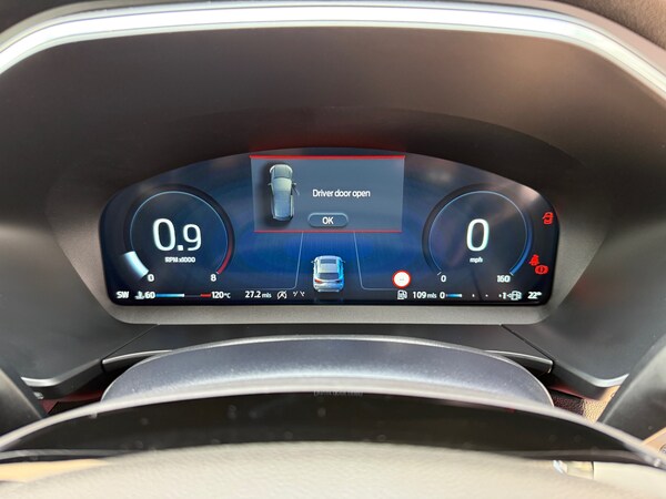 Used Ford Kuga 2025 for sale - 74941102: Photo 67