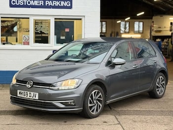Used Volkswagen Golf 2019 for sale - 77179507: Photo