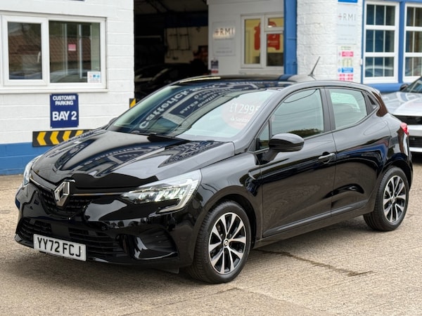 Used Renault Clio 2022 for sale - 76331159: Photo 1