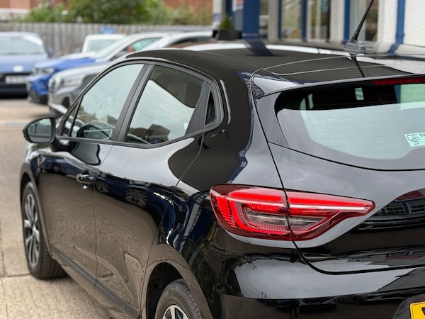 Used Renault Clio 2022 for sale - 76331159: Photo 27