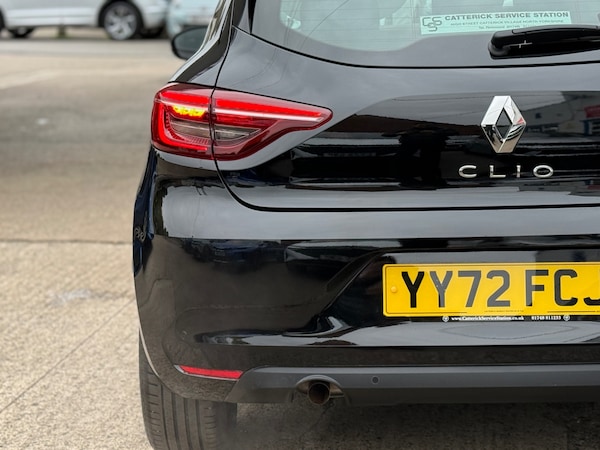 Used Renault Clio 2022 for sale - 76331159: Photo 30