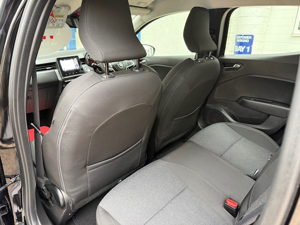 Used Renault Clio 2022 for sale - 76331159: Photo 46
