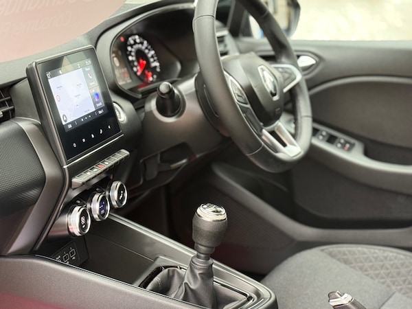 Used Renault Clio 2022 for sale - 76331159: Photo 56
