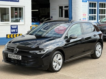 Used Volkswagen Golf 2025 for sale - 75536003: Photo