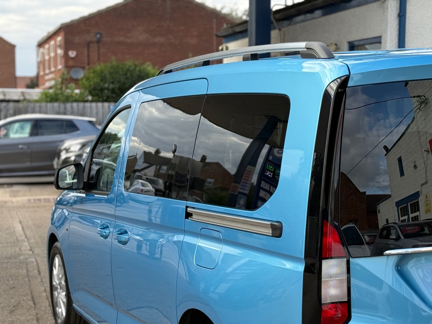 Vehicle 27