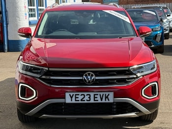 Used Volkswagen T-Roc 2023 for sale - 78578164: Photo