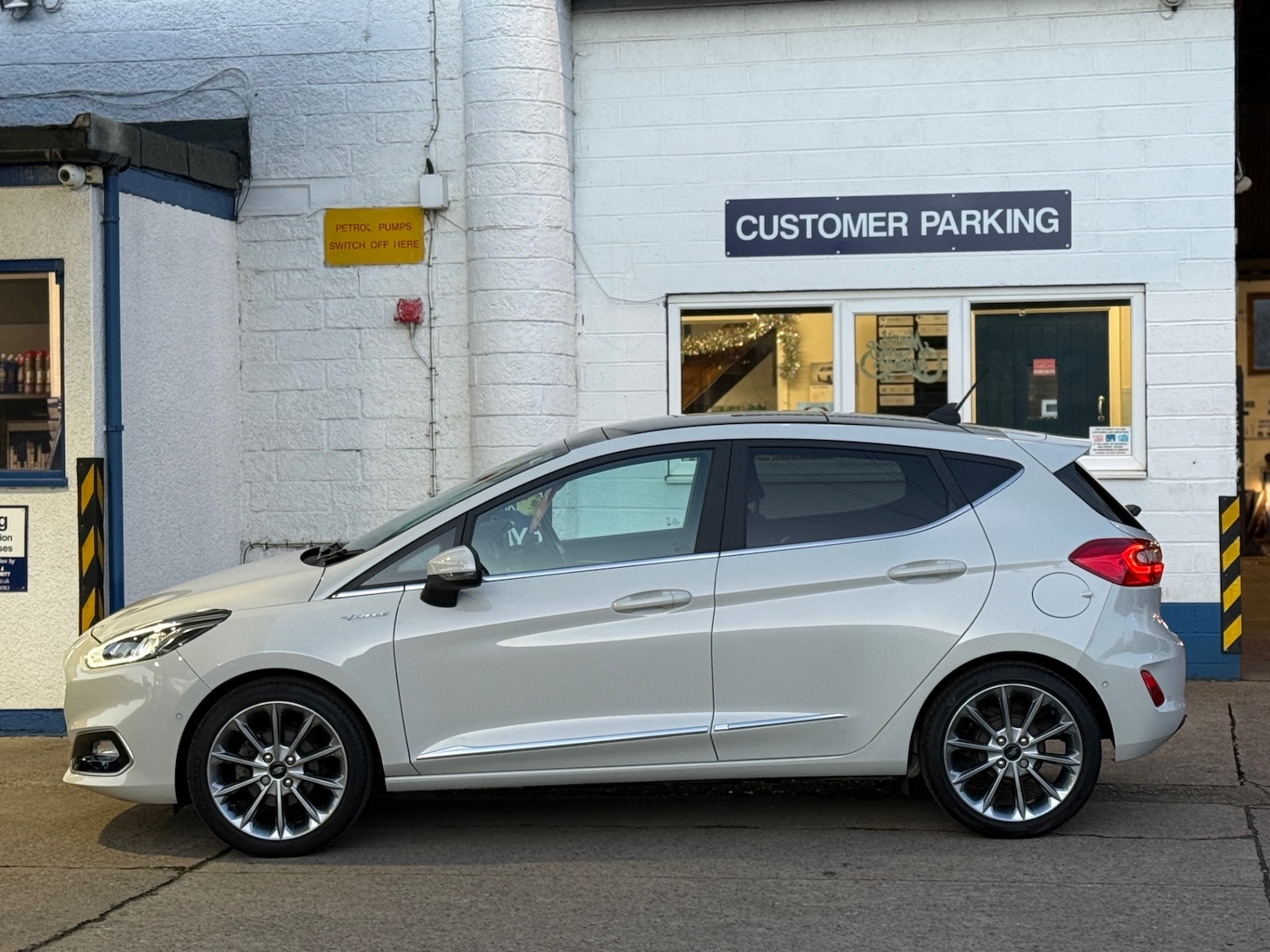 Used Ford Fiesta 2021 for sale - 76831944: Photo 3